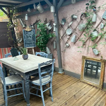 펜션 Joli Cocon Avec Terrasse Entre Giverny Et La Roche Guyon